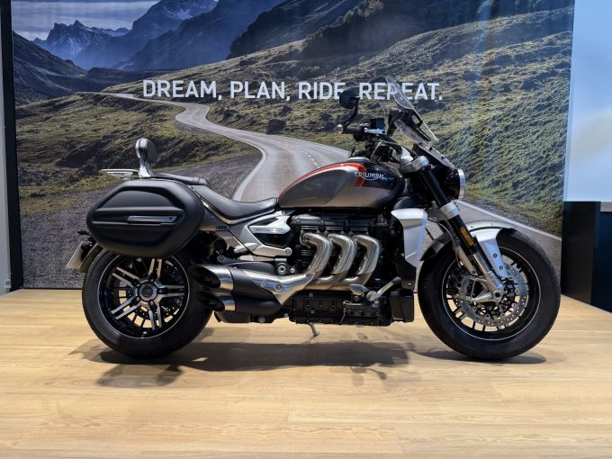 TRIUMPH ROCKET 3 GT 4