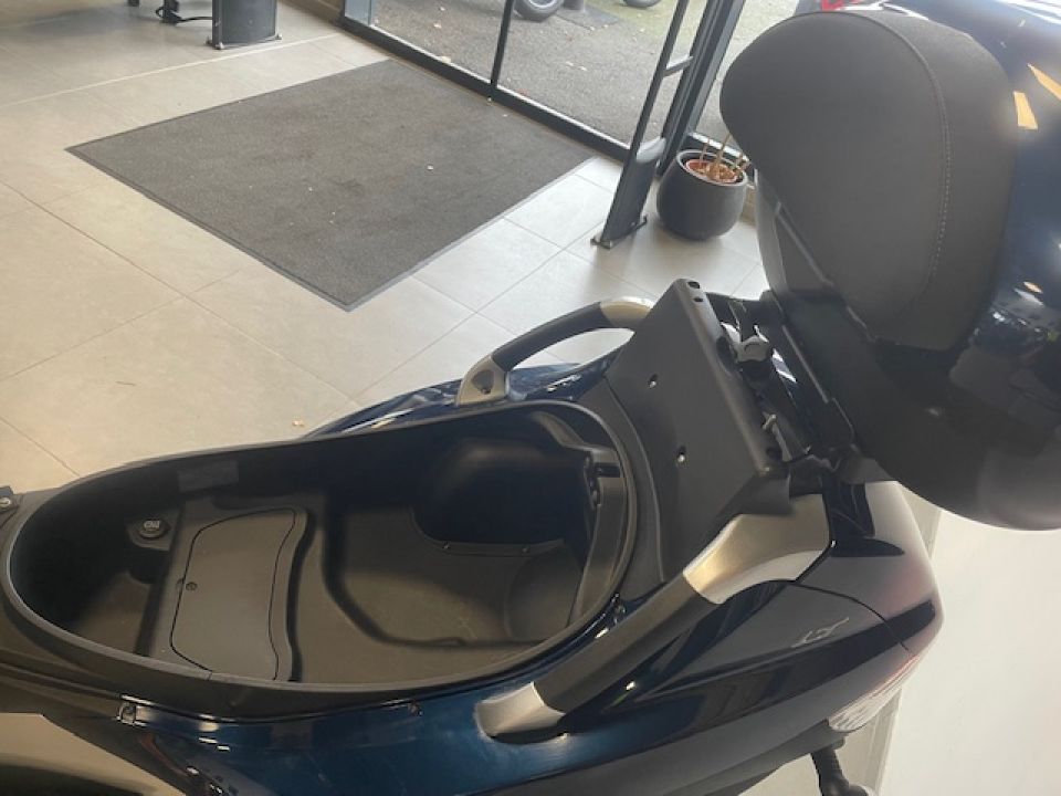 PIAGGIO MP3 400 LT 4