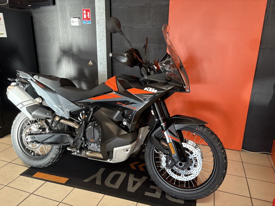 KTM 890 ADVENTURE 4