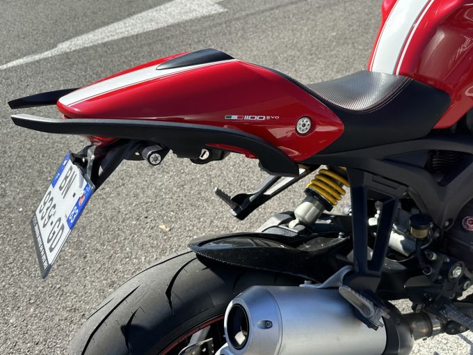 DUCATI 1100EVO MONSTER 4