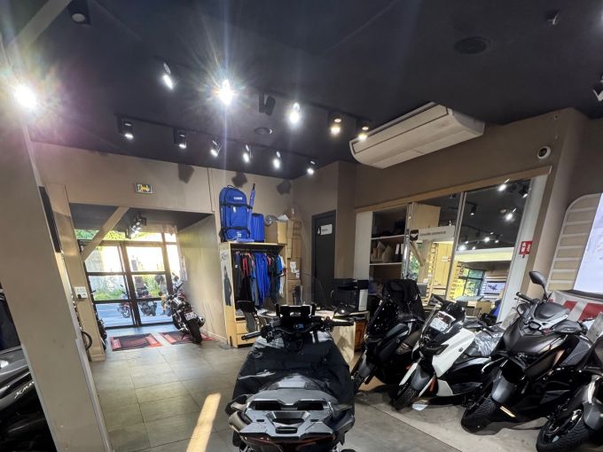 YAMAHA XP T-MAX 560 TECH MAX KAMO 4