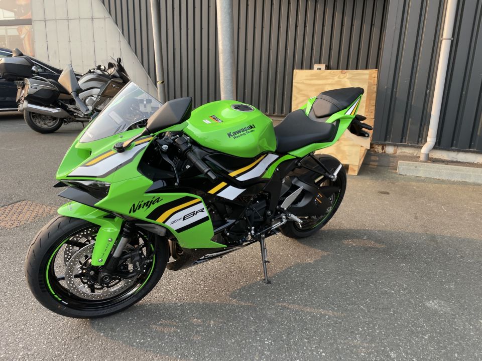 KAWASAKI ZX-6R 636 4