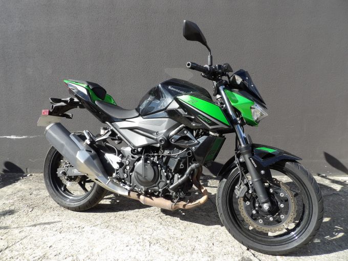 KAWASAKI Z400 4