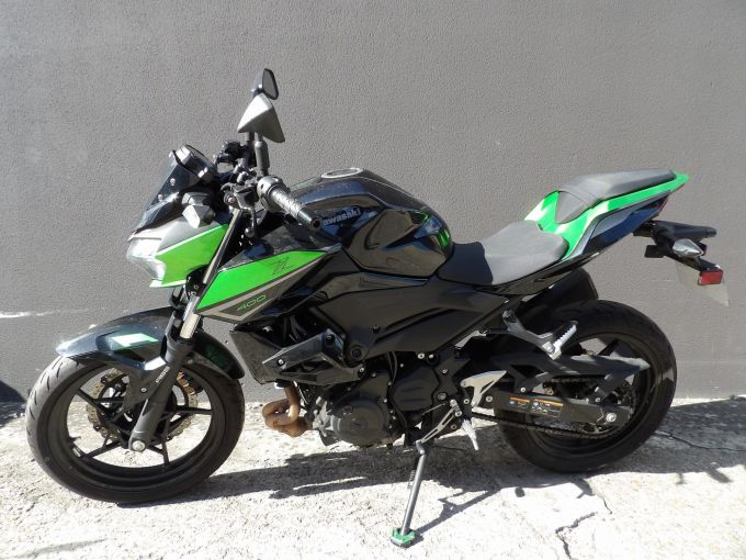 KAWASAKI Z400 4