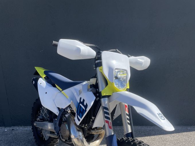 HUSQVARNA TE 300 4