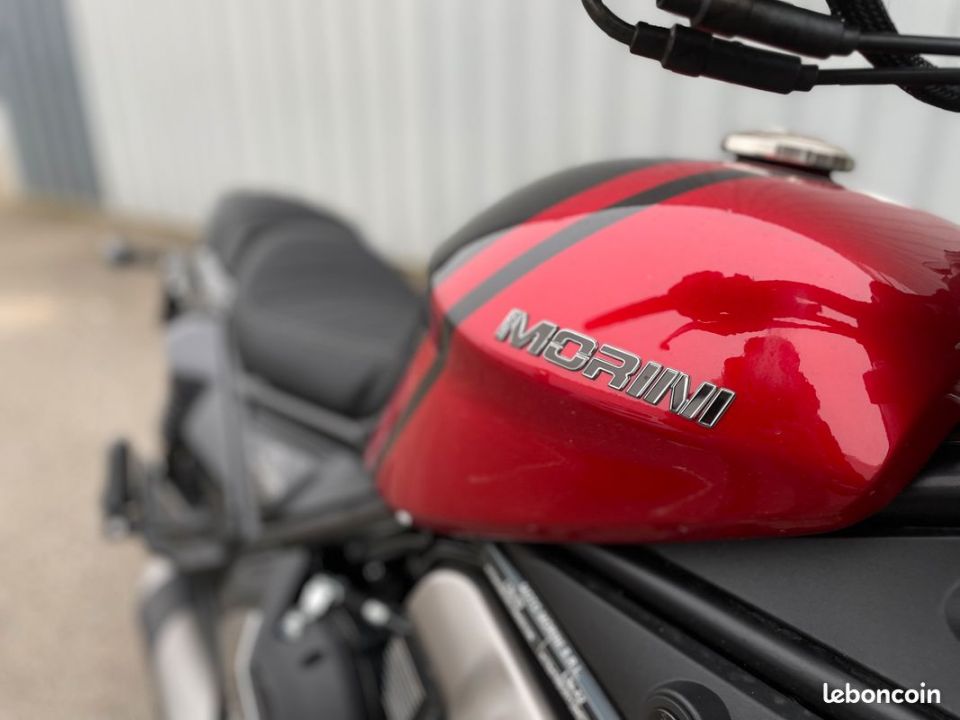 MOTO MORINI CALIBRO CUSTOM 700 4