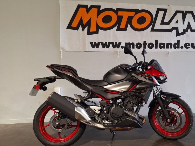 KAWASAKI Z 500 SE 4