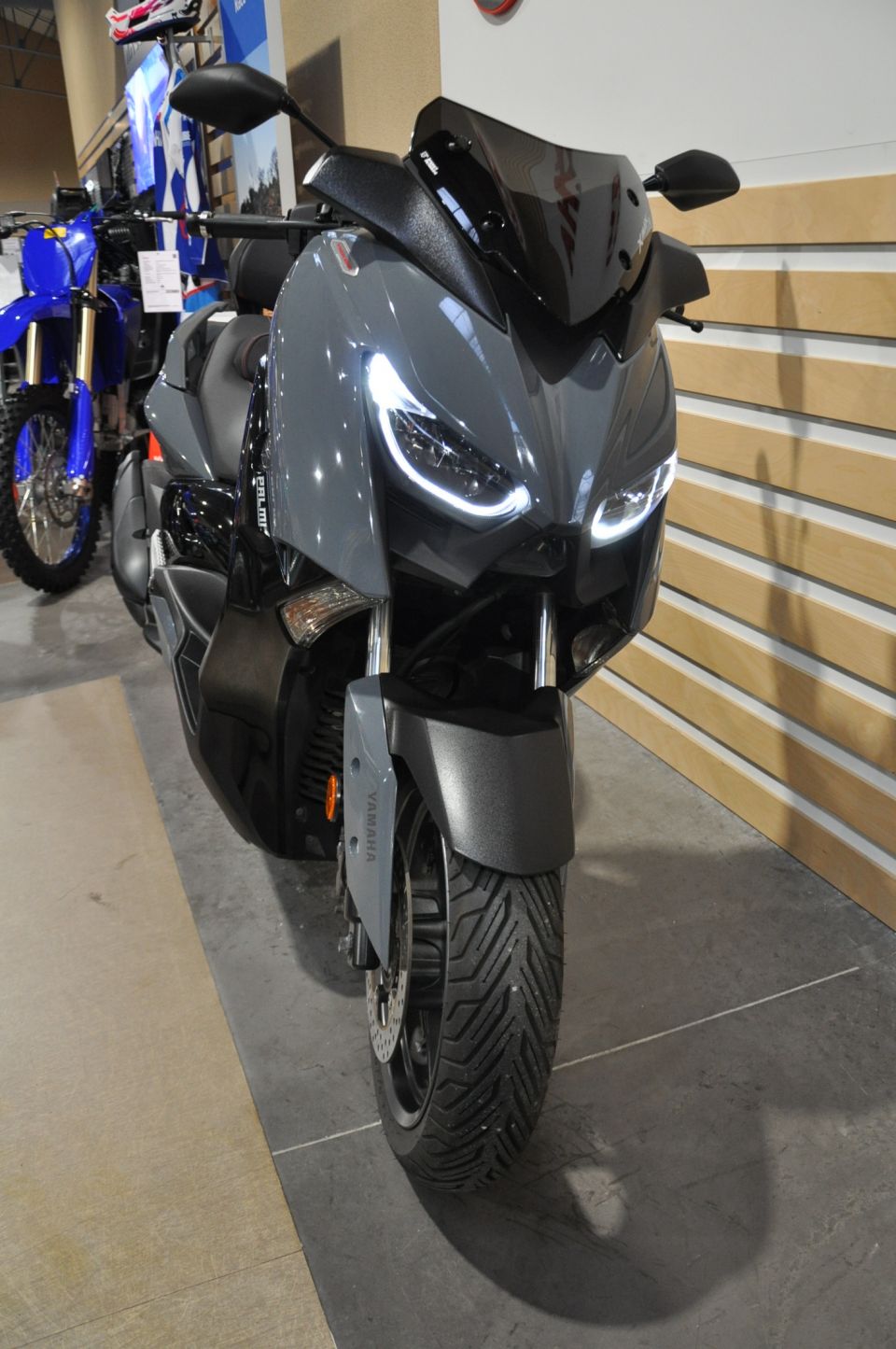 YAMAHA X-MAX 125 TECH MAX 4