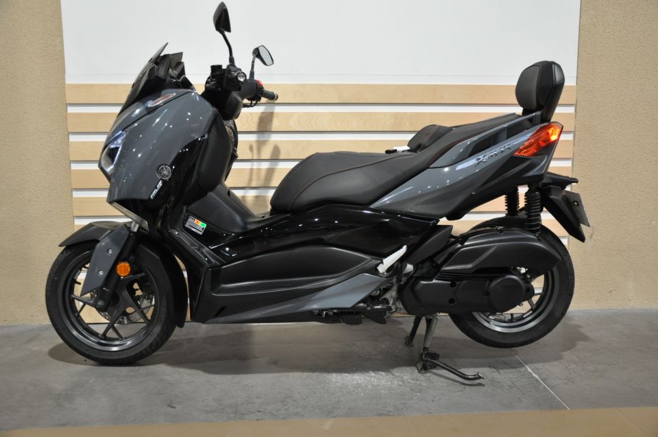 YAMAHA X-MAX 125 TECH MAX 4