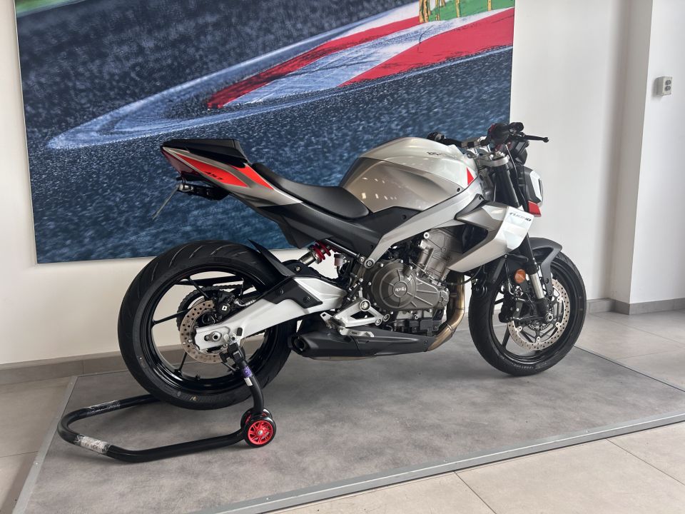 APRILIA TUONO 457 4