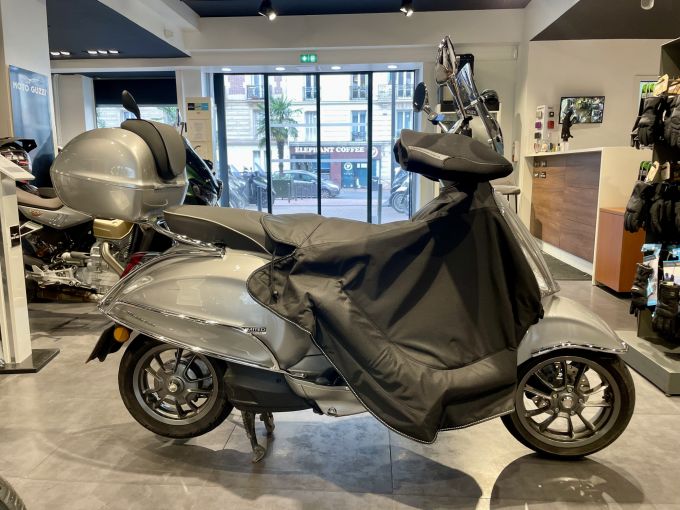 VESPA PRIMAVERA 50 4