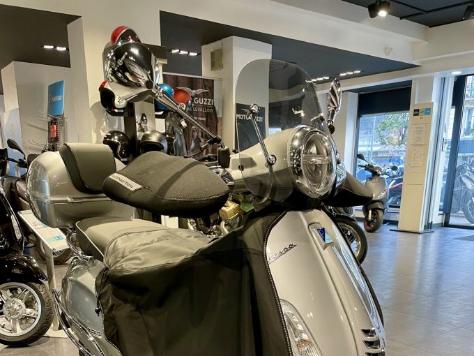 VESPA PRIMAVERA 50 4