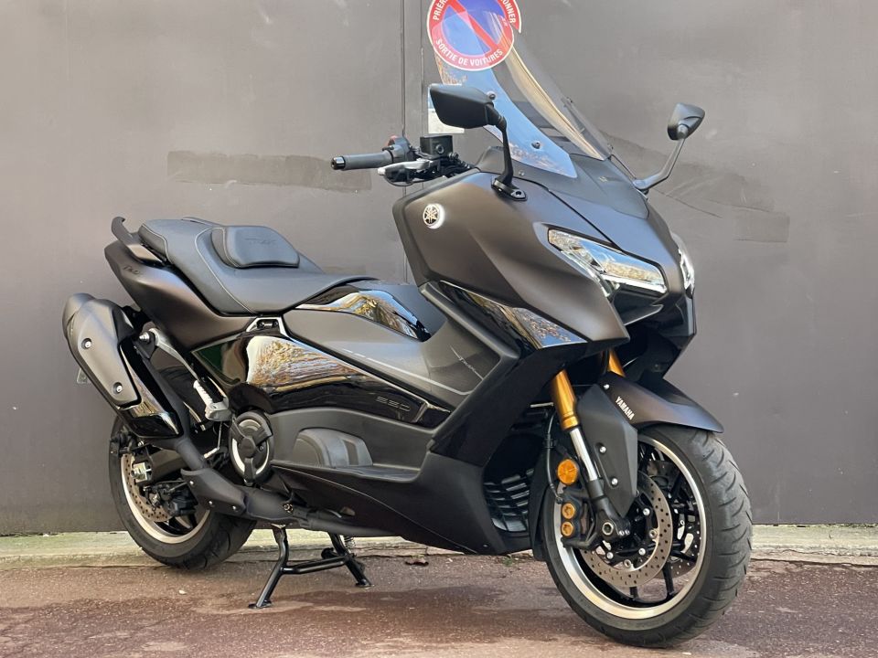 YAMAHA TMAX 560 TECH MAX TECHMAX 2025 - 945KM - GARANTIE CONSTRUCTEUR 4