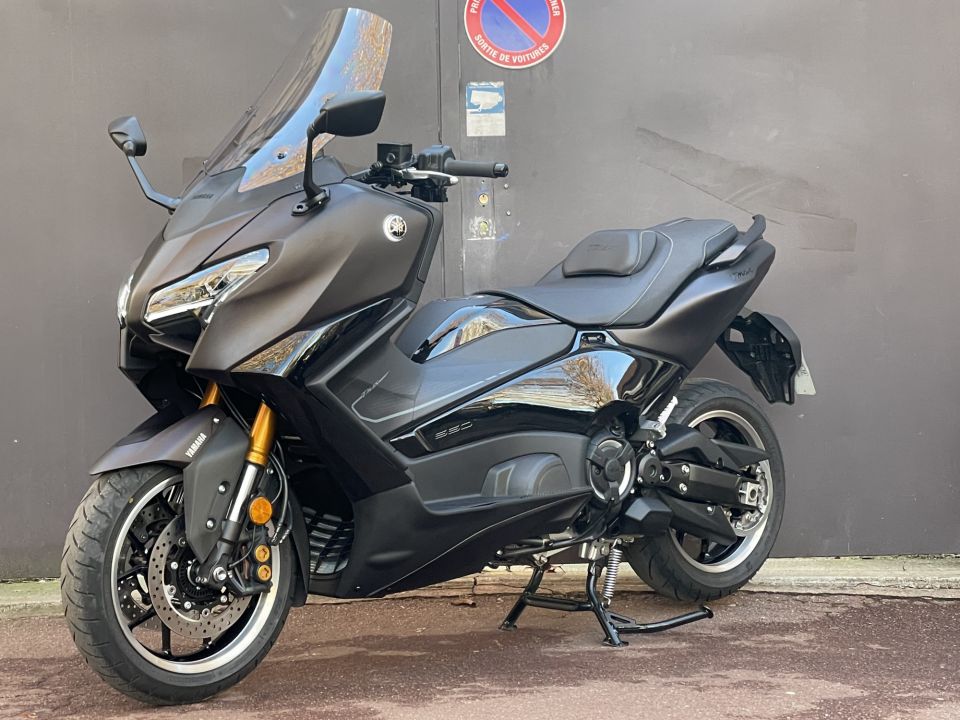 YAMAHA TMAX 560 TECH MAX TECHMAX 2025 - 945KM - GARANTIE CONSTRUCTEUR 4