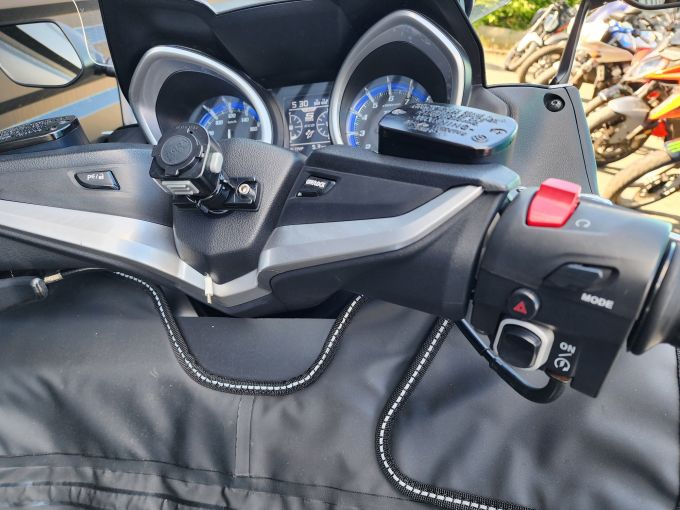 YAMAHA XP T-MAX 530 DX 4