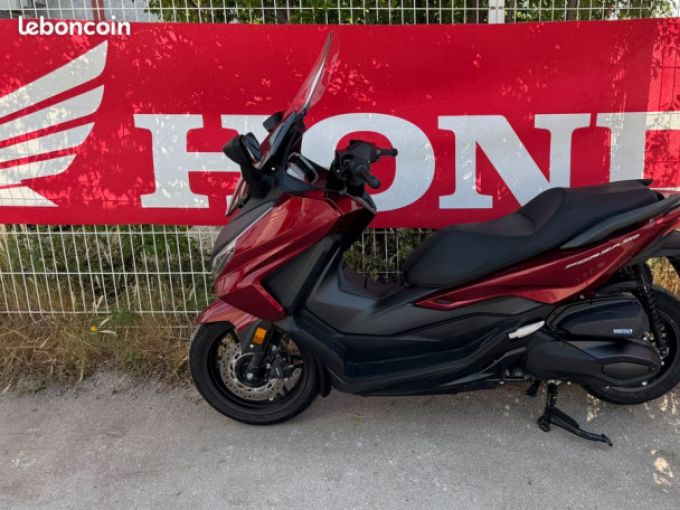 HONDA FORZA 350 4