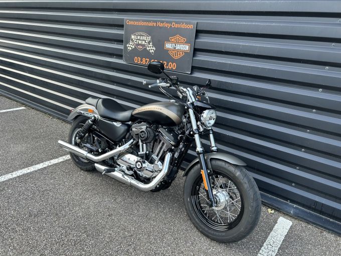 HARLEY-DAVIDSON SPORTSTER CUSTOM 1200 4