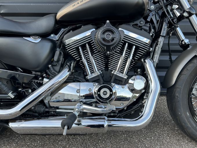 HARLEY-DAVIDSON SPORTSTER CUSTOM 1200 4