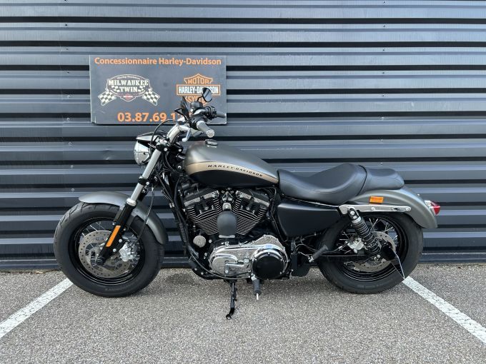 HARLEY-DAVIDSON SPORTSTER CUSTOM 1200 4