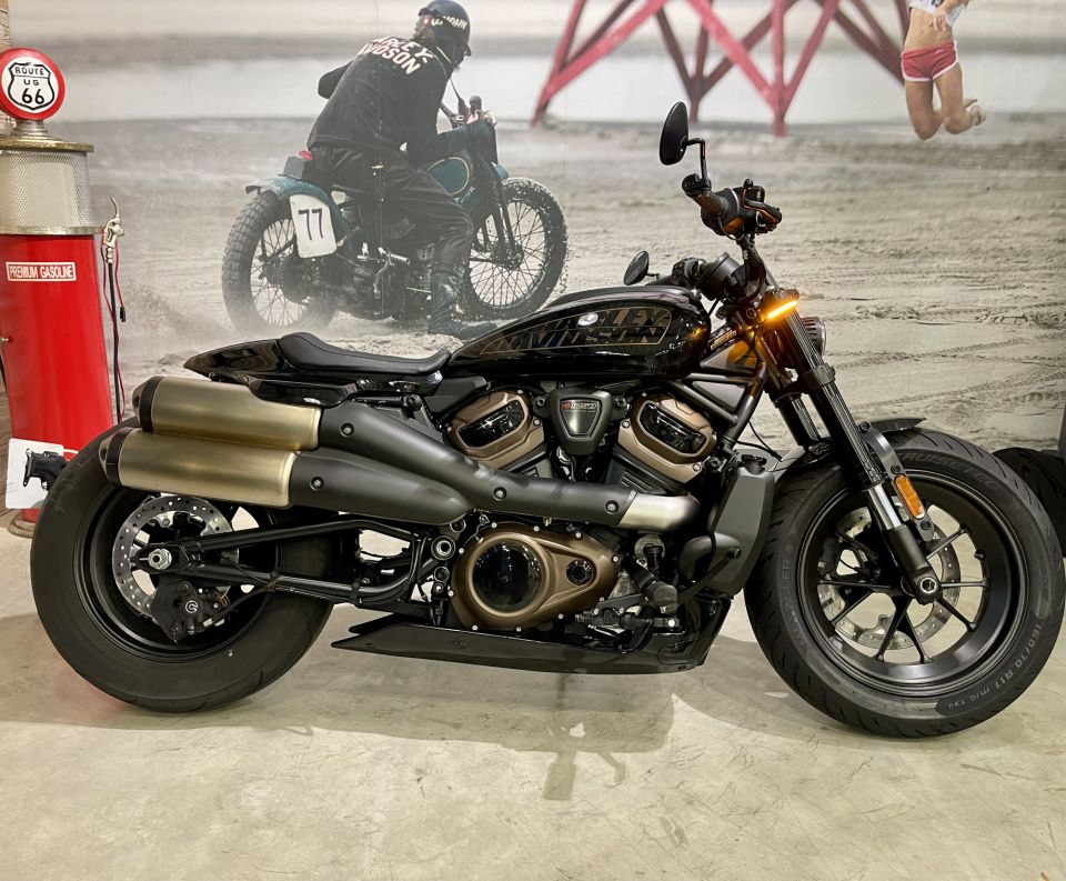 HARLEY-DAVIDSON SPORTSTER 1250 S 4