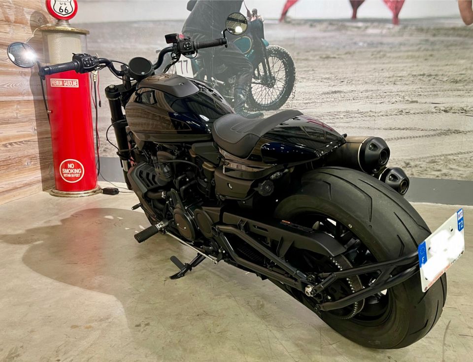 HARLEY-DAVIDSON SPORTSTER 1250 S 4