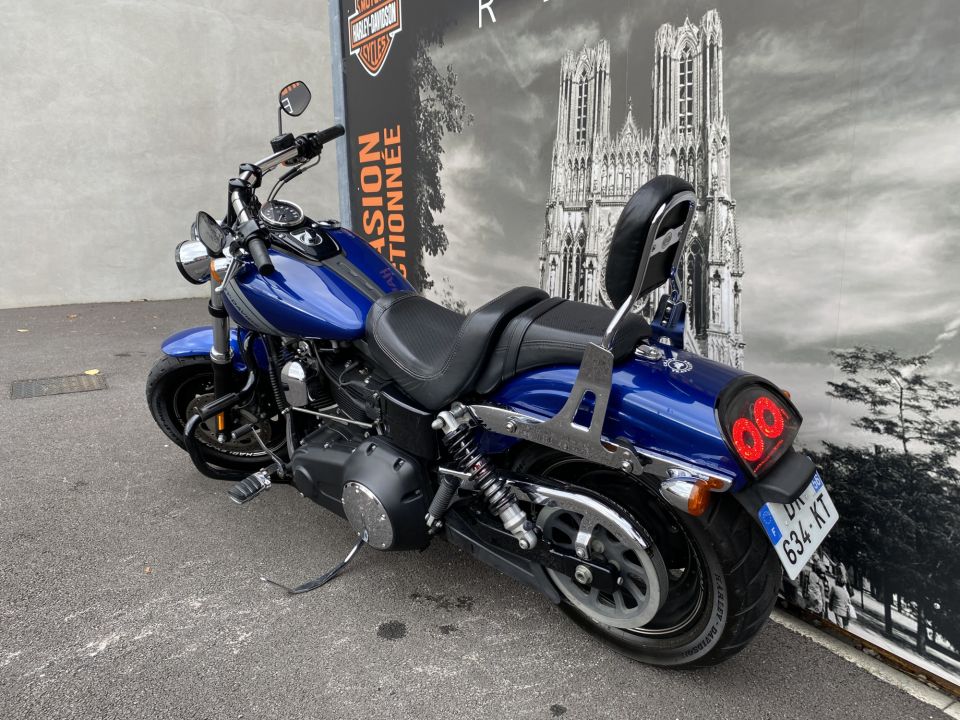 HARLEY-DAVIDSON DYNA FAT BOB 1690 4