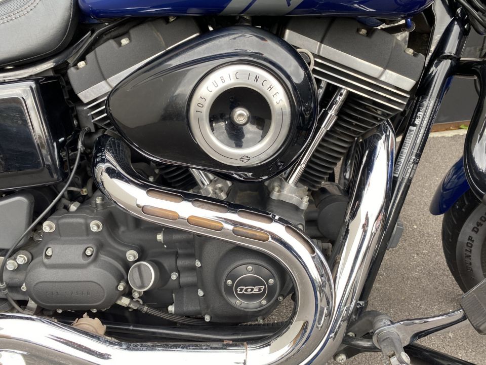 HARLEY-DAVIDSON DYNA FAT BOB 1690 4