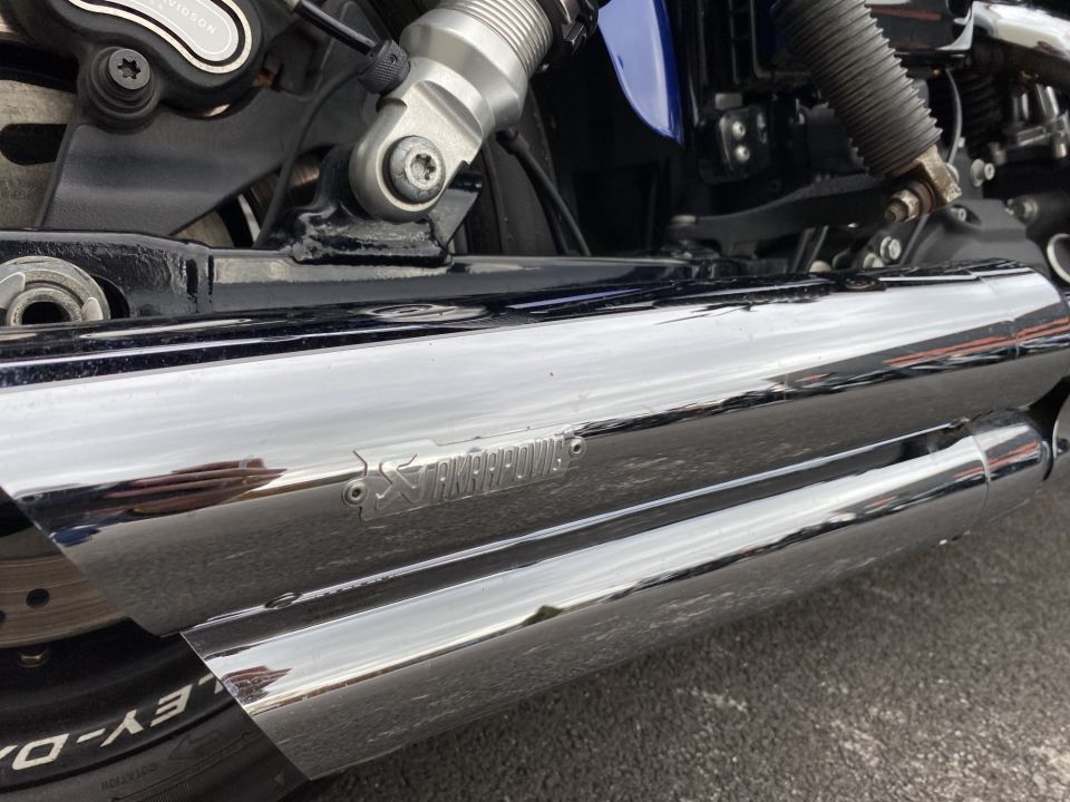 HARLEY-DAVIDSON DYNA FAT BOB 1690 4