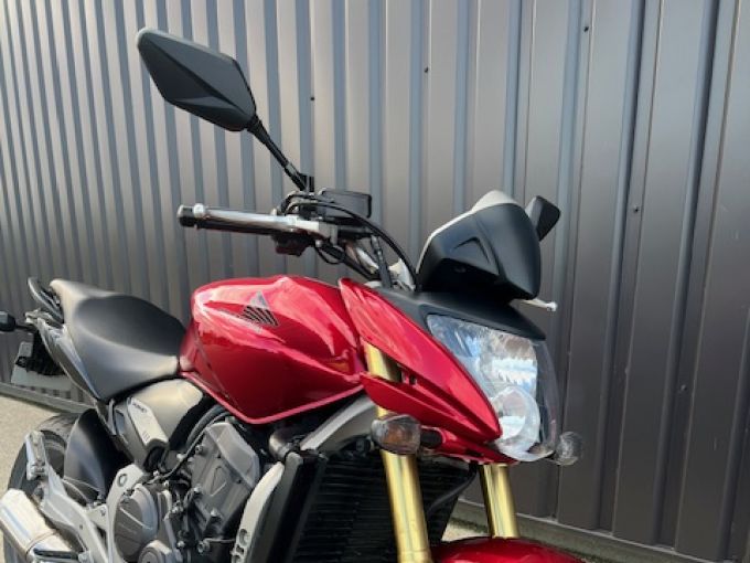 HONDA CB 600 HORNET 4