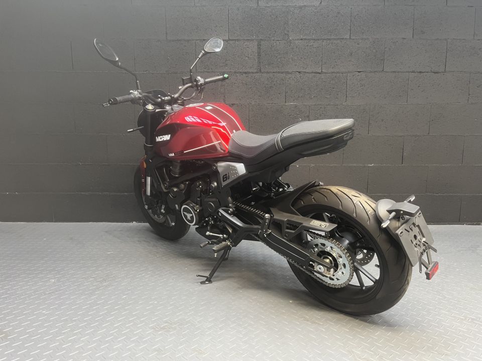 MOTO MORINI SEIEMMEZZO STR 4