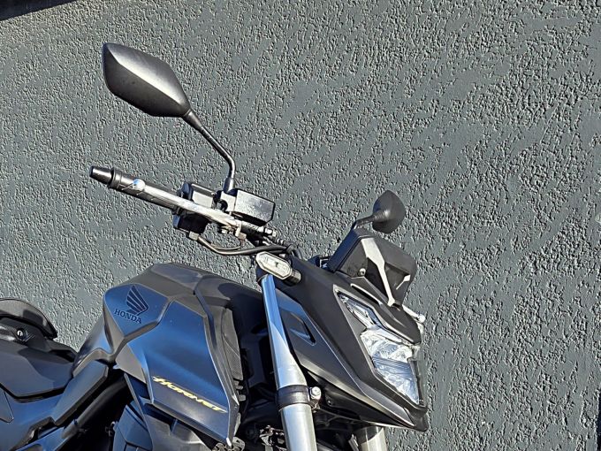 HONDA CB 750 HORNET 4