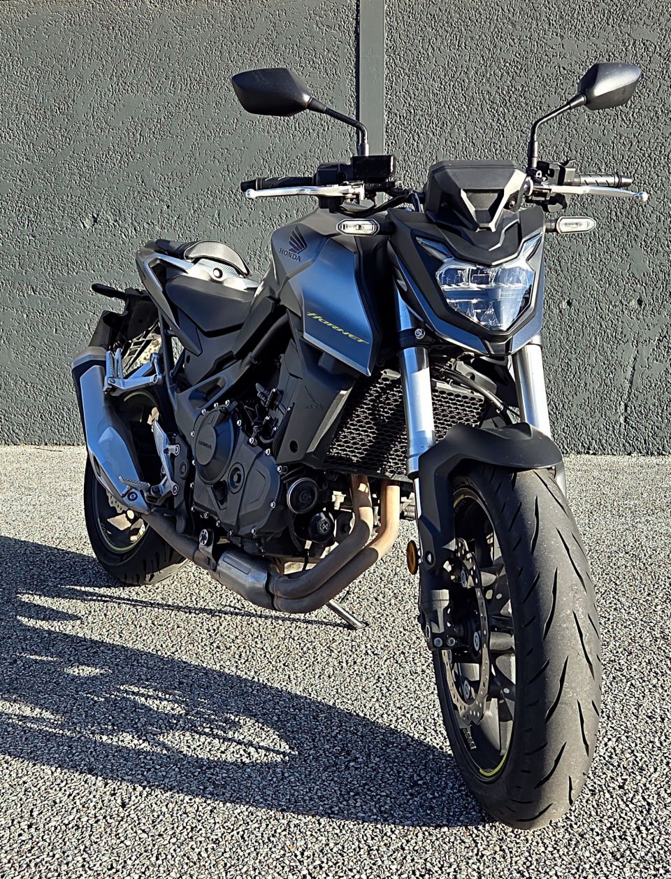 HONDA CB 750 HORNET 4