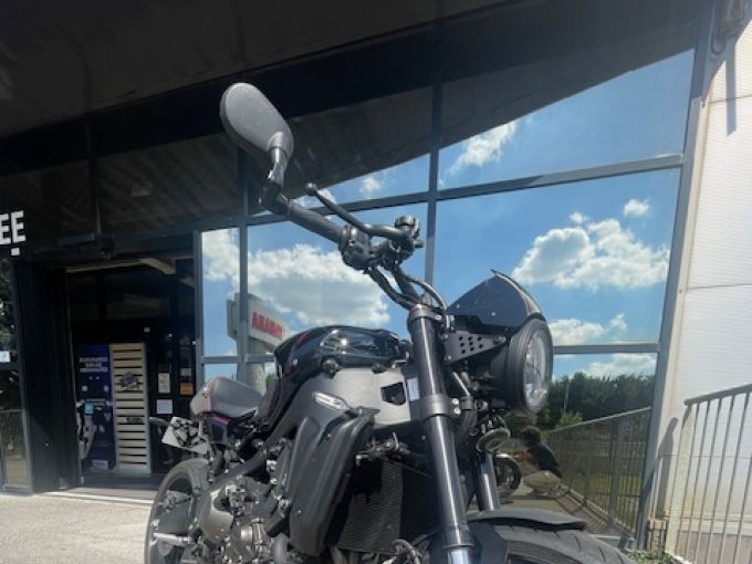 YAMAHA XSR 900 4