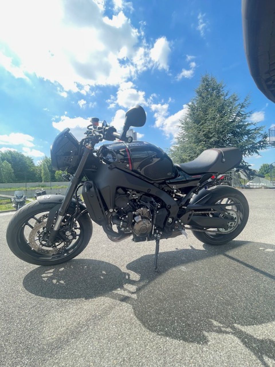 YAMAHA XSR 900 4