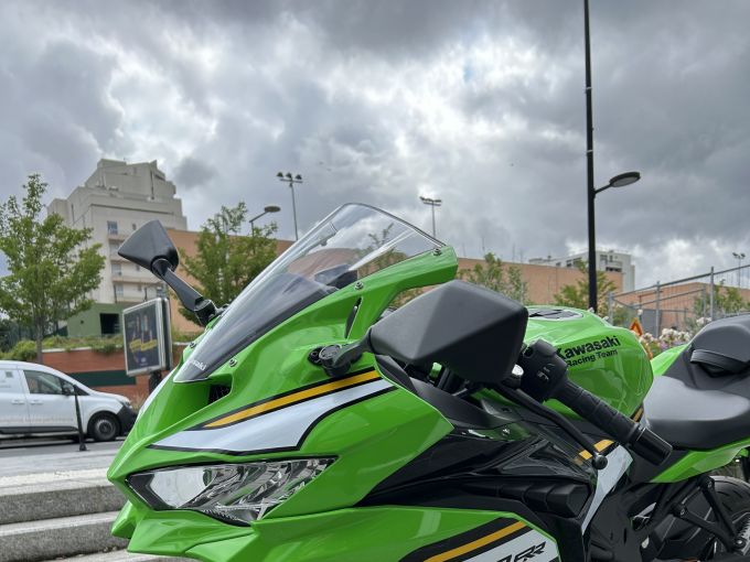 KAWASAKI ZX 400 4