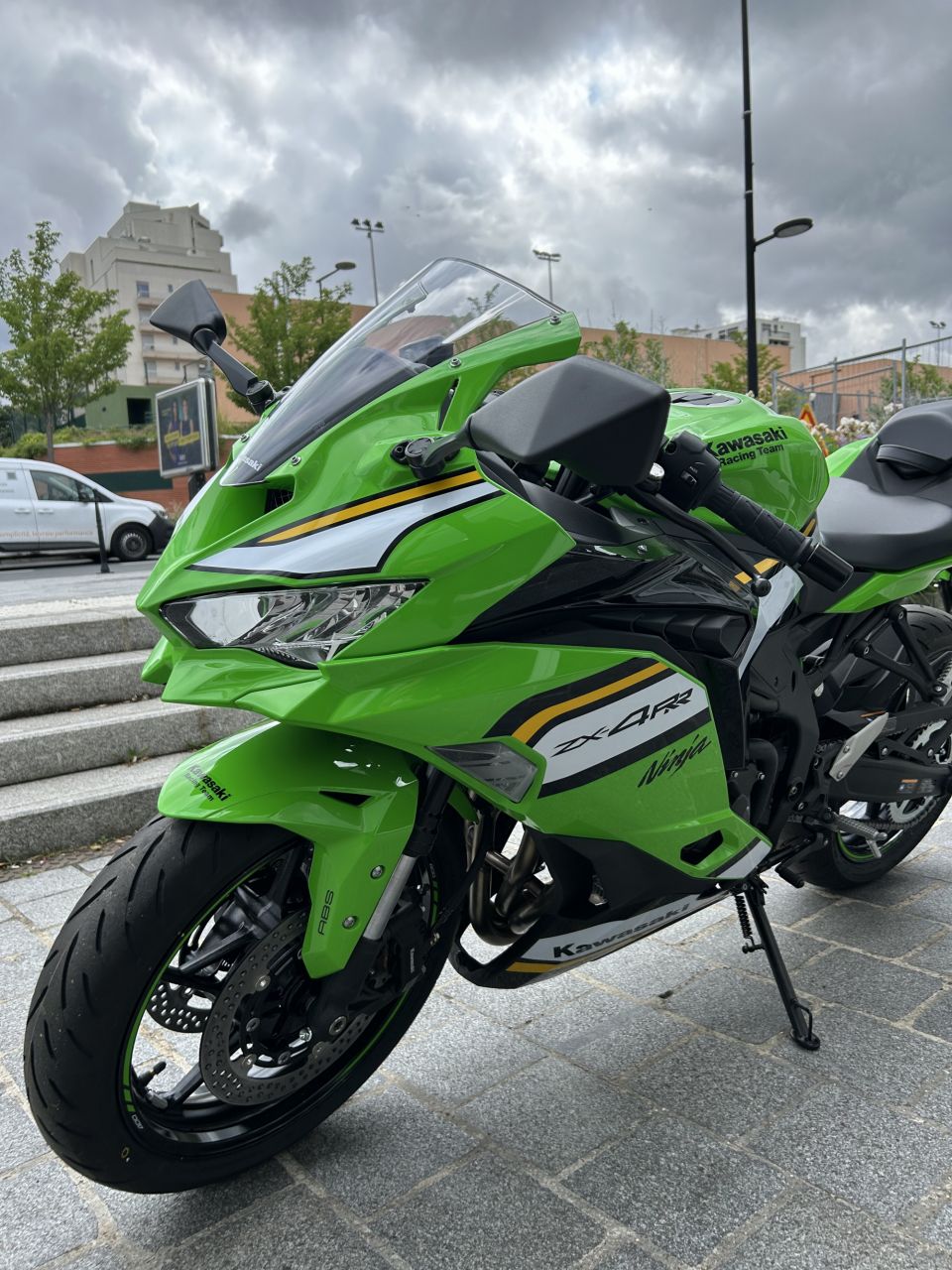 KAWASAKI ZX 400 4