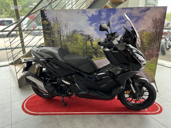 HONDA ADV 350 4
