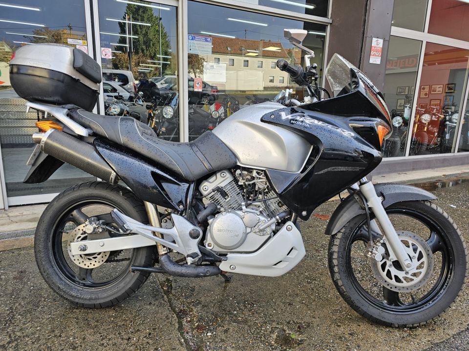 HONDA VARADERO 125 4