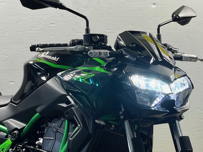 KAWASAKI Z 650 (47.5CV) 4