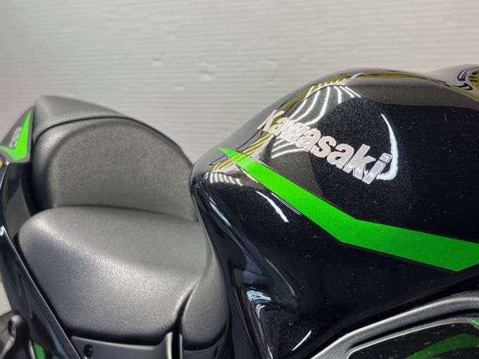 KAWASAKI Z 650 (47.5CV) 4