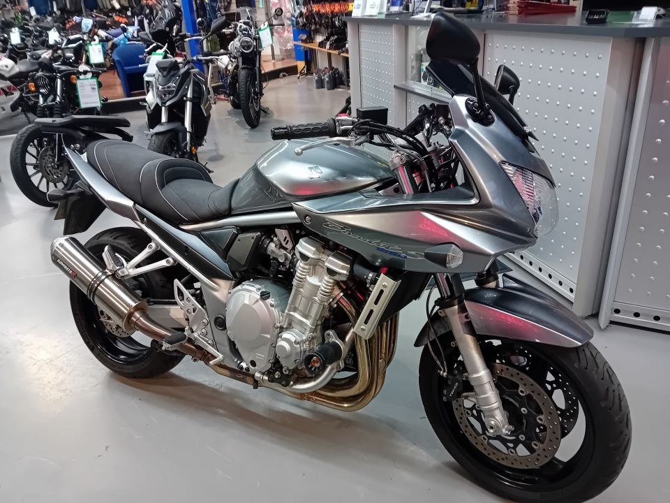 SUZUKI GSF 1250 S BANDIT 4
