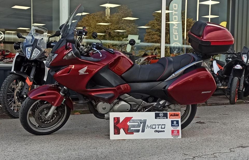 HONDA NT DEAUVILLE 700 ABS 4