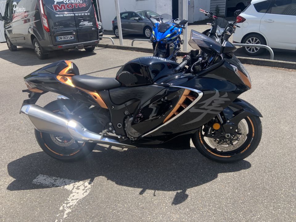 SUZUKI GSX-R 1300 HAYABUSA 4