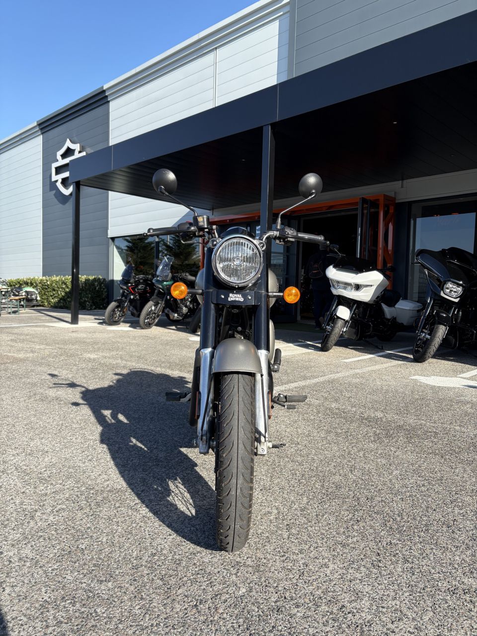 ROYAL ENFIELD CLASSIC 4