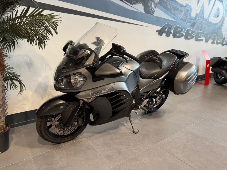 KAWASAKI GTR 1400 4