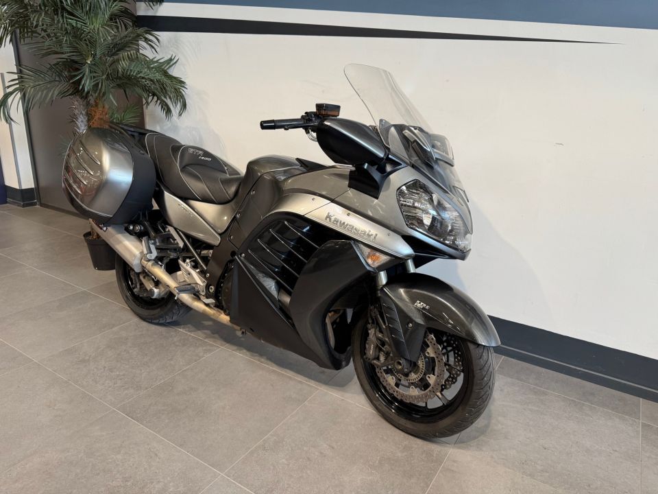 KAWASAKI GTR 1400 4