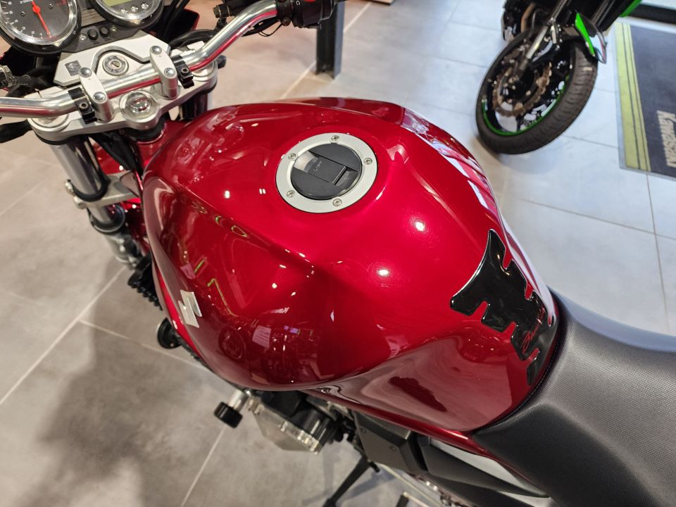 SUZUKI GSF 1200 N BANDIT 4