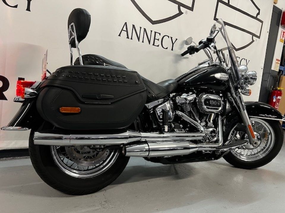HARLEY-DAVIDSON SOFTAIL HERITAGE 1868 CLASSIC 4