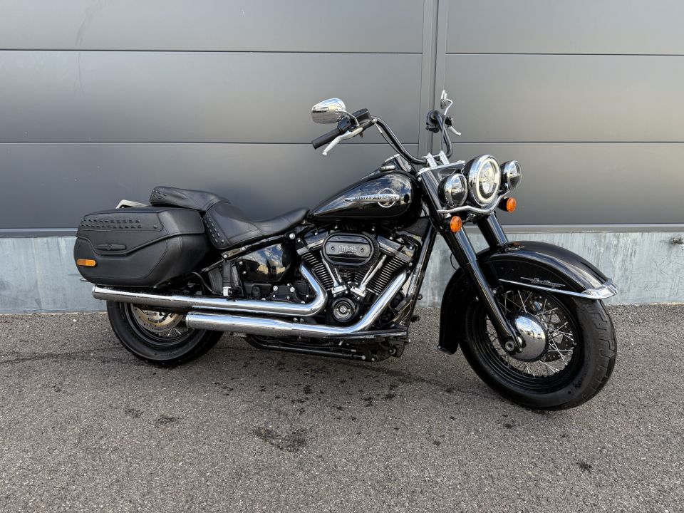 HARLEY-DAVIDSON SOFTAIL HERITAGE 1868 CLASSIC 4