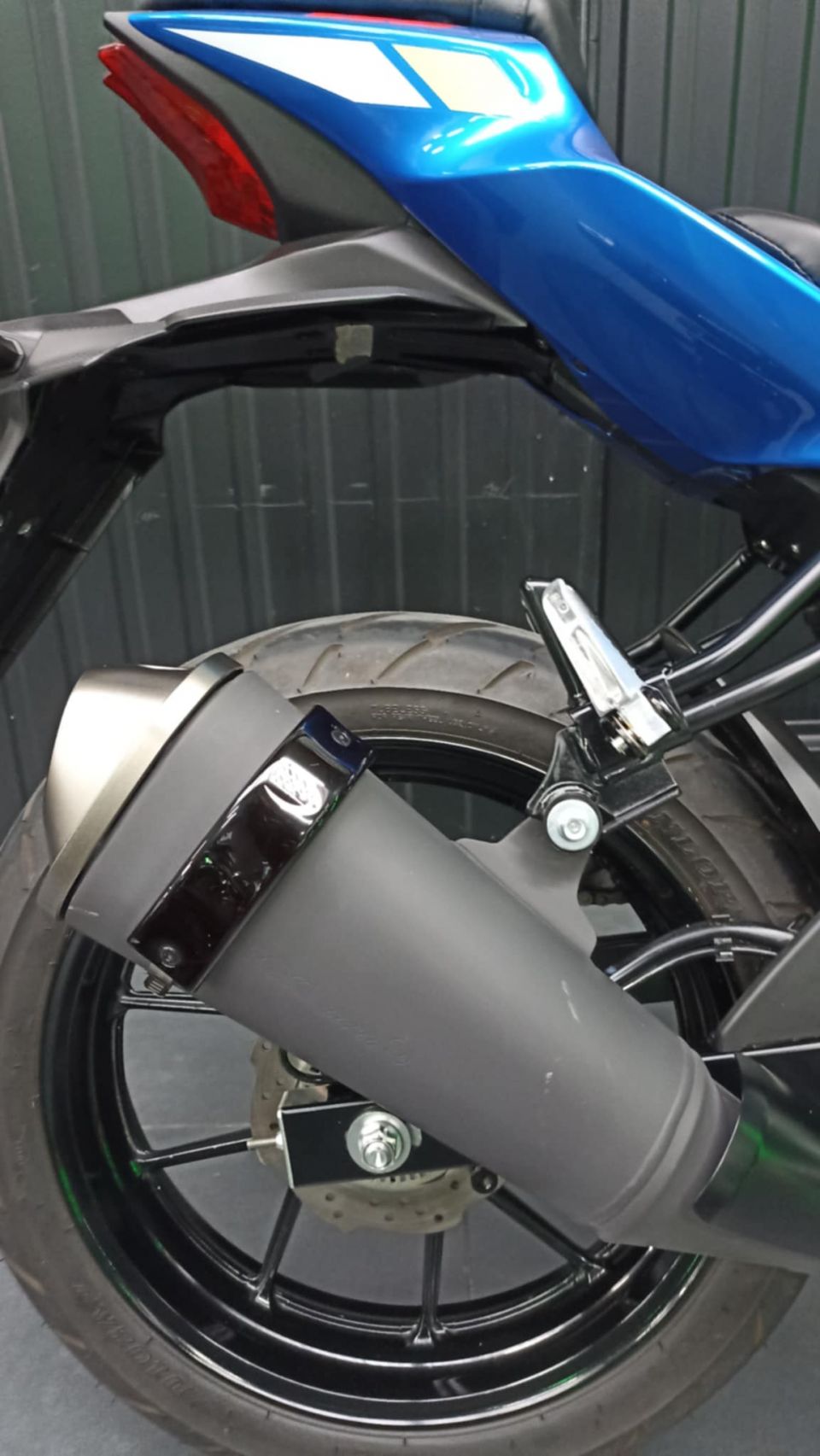 SUZUKI GSX-S 125 ABS 4